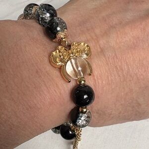 Elegant Black and Gold Glass Beaded Bracelet